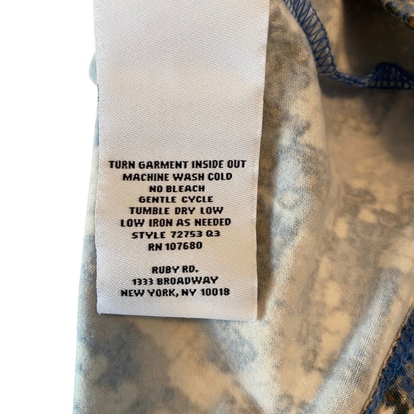 RUBY Rd Petite Small Business Casual Top Blue Brown Cream - Picture 8 of 9